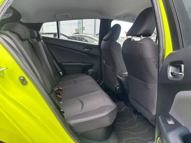 2016 Toyota Prius A Model, Low KMS, Heads up Display image 287771