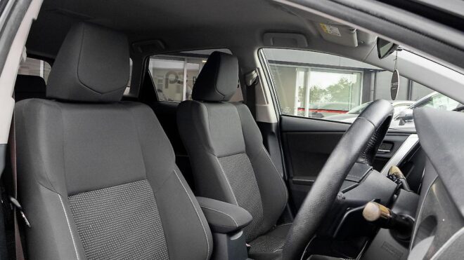 2012 Toyota Auris 180G S-Package, sporty look image 312879