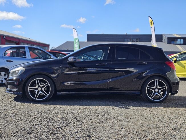 2013 Mercedes-benz A 180 Blue Efficiency Sport AMG/ Half Leather image 303271
