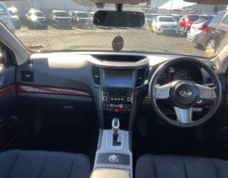 2010 Subaru Legacy Touring Wagon image 293000