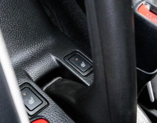 2016 Suzuki Swift Style Unique Colour – Half Leather image 303210