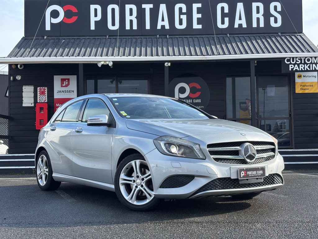 2014 Mercedes-benz A 180 Super Low KMS, Half Leather image 287164
