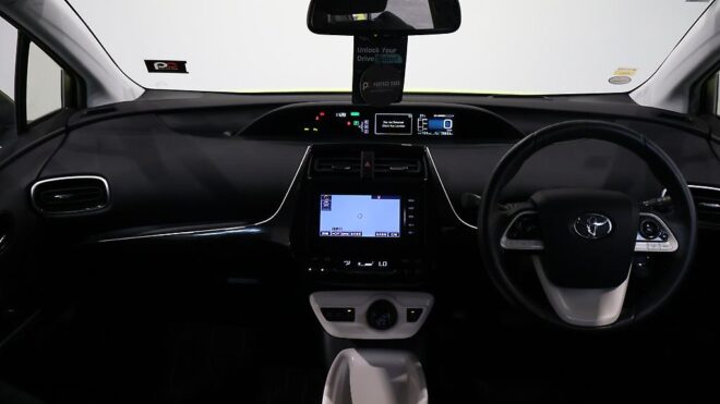 2016 Toyota Prius A Model, Low KMS, Heads up Display image 310596