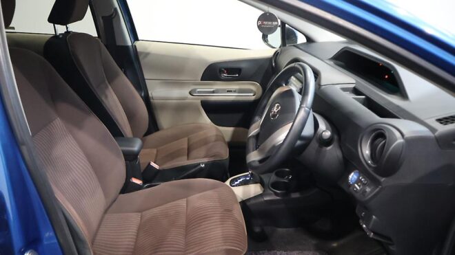 2012 Toyota Aqua G Model Hybrid, Low Kms, Push Start, Reverse Camera image 310101