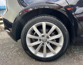 2013 Volkswagen Golf TSI Highline Bluemotion- Factory Alloy Wheels – Low KMS – 1.4L image 290390