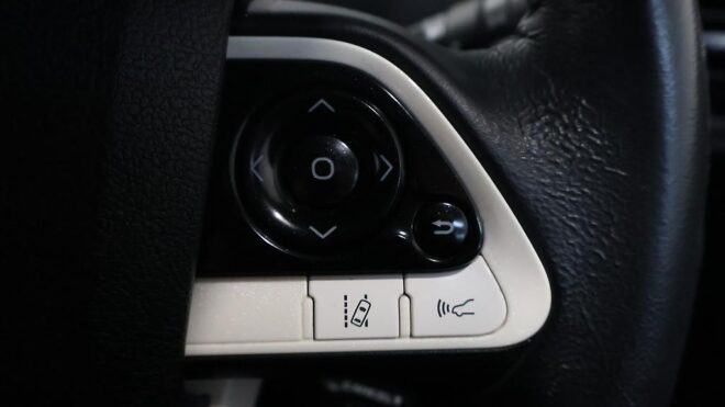 2016 Toyota Prius A Model, Low KMS, Heads up Display image 310598