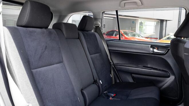 2017 Toyota Corolla Fielder Hybrid G Model, Push Start, Cruise Control image 309088