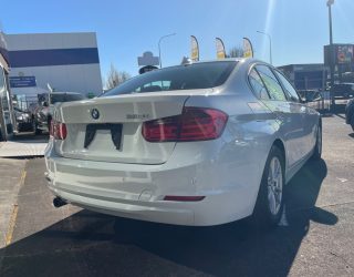 2014 Bmw 320i Low KMs Sedan image 293953
