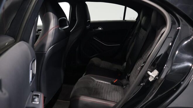 2013 Mercedes-benz A 180 Blue Efficiency Sport AMG/ Half Leather image 305930