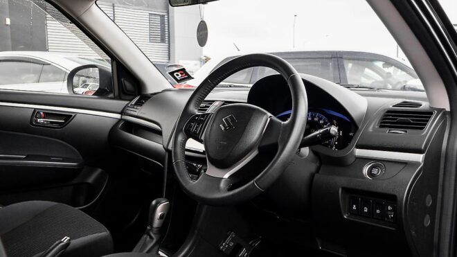 2014 Suzuki Swift Stunning black, Idling stop,Push start image 312861