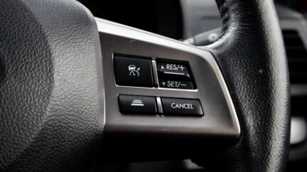 2014 Subaru Xv 2.0i-L Eyesight Adaptive Cruise Control, Push Start image 312842