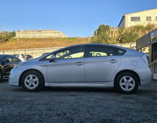 2011 Toyota Prius S Model Reversing Camera Alloys image 293861