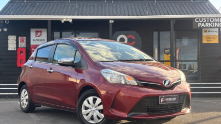 2014 Toyota Vitz Jewela Low KMS image 290799