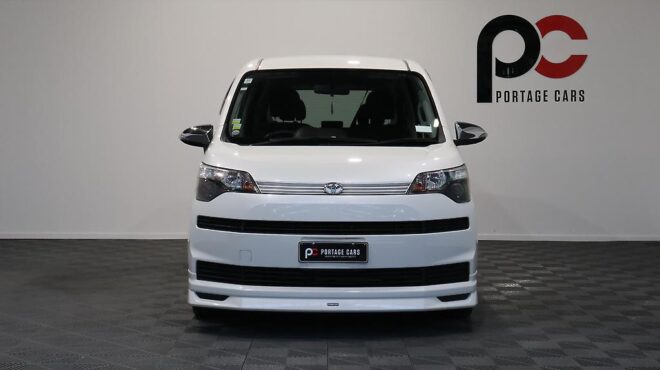 2015 Toyota Spade F Jack image 315425