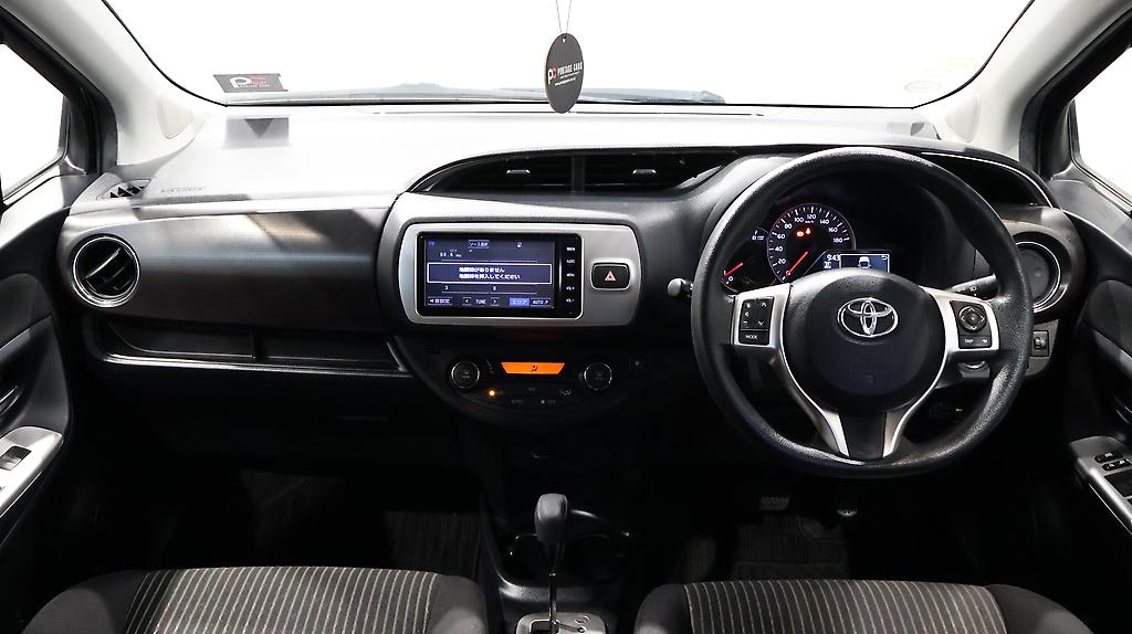2014 Toyota Vitz Jewela Low KMS image 327254