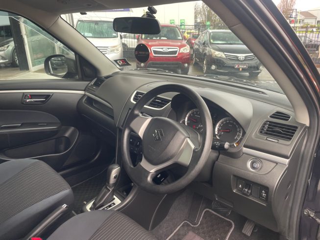 2016 Suzuki Swift XG Low KMs image 290861