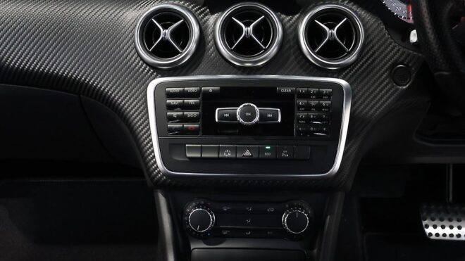 2013 Mercedes-benz A 180 Blue Efficiency Sport AMG/ Half Leather image 305937