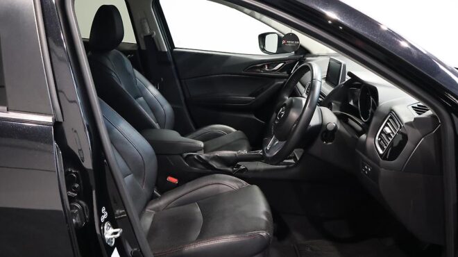 2014 Mazda Axela Hybrid S/ Leather Package/ Low KMS image 313727