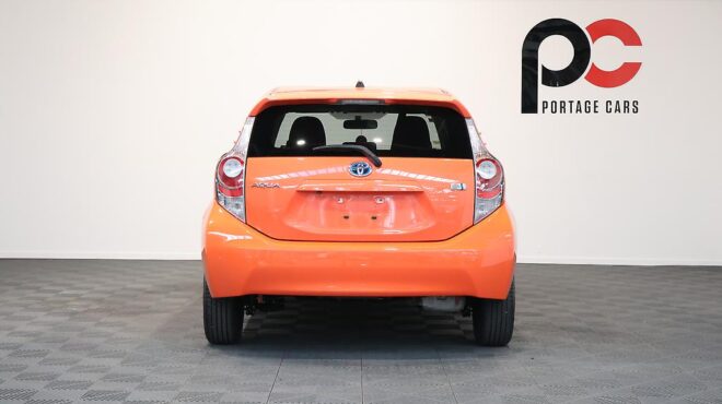 2012 Toyota Aqua S Model/ Push Start/ 2 Keys image 318057