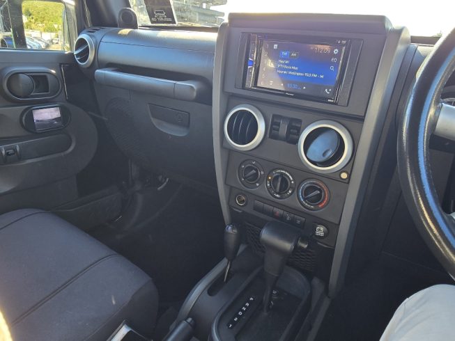 2009 Jeep Wrangler Soft Top/ Electronic Winch/ Snorkel image 289414