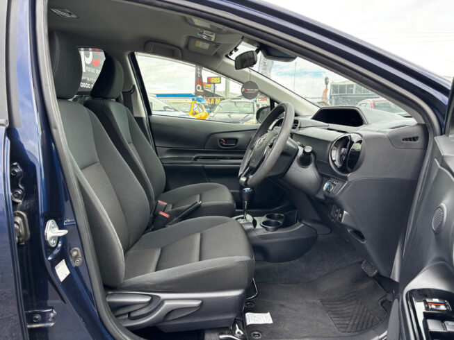 2017 Toyota Aqua S Style Black/ Black Rims/ Rev Cam image 317280