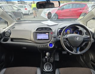 2013 Honda Fit Shuttle Hybrid Smart Selection image 292845
