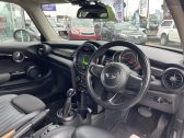 2018 Mini Cooper Cooper S UK Edition, Black Wheels image 287358