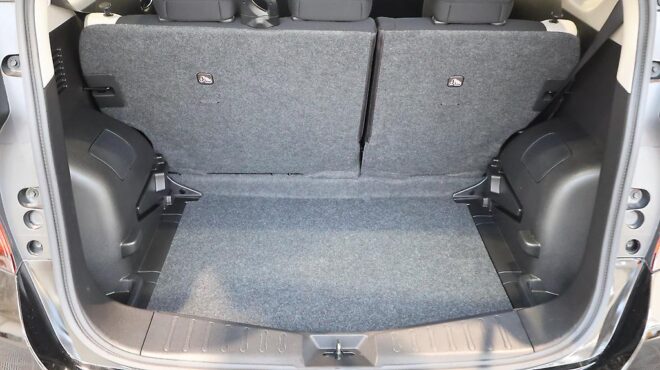 2017 Nissan Note e-power – X image 314238