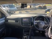 2013 Mitsubishi Outlander 24G Safety Package 4WD – 7 Seater image 294013