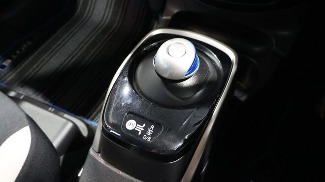 2017 Nissan Note e-power – X image 314246