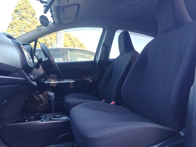 2014 Toyota Vitz F model, Push start image 288222