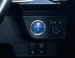 2017 Toyota Corolla Fielder Hybrid G Model, Push Start, Cruise Control image 309093