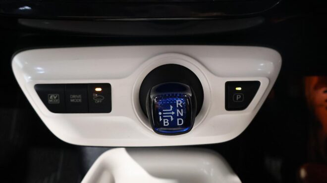 2016 Toyota Prius A Model, Low KMS, Heads up Display image 310603