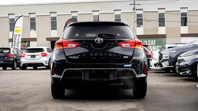 2012 Toyota Auris 180G S-Package, sporty look image 312873