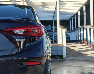 2014 Mazda Axela Hybrid S/ Leather Package/ Low KMS image 289297
