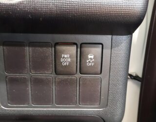 2015 Toyota Spade F Jack image 315439