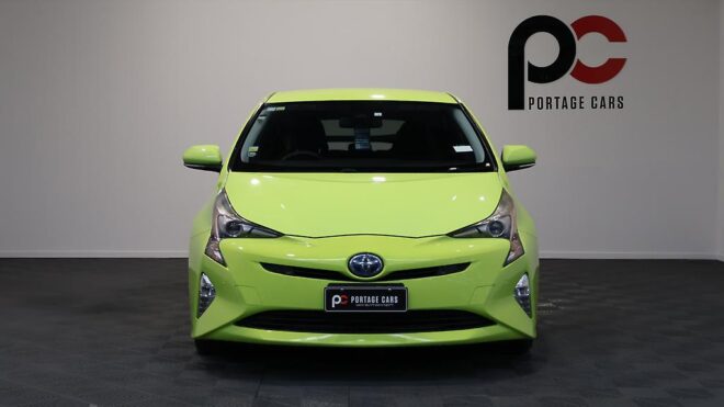 2016 Toyota Prius A Model, Low KMS, Heads up Display image 310586