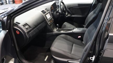 2012 Toyota Avensis Wagon Xi, Push Start, Paddle Shift image 317653