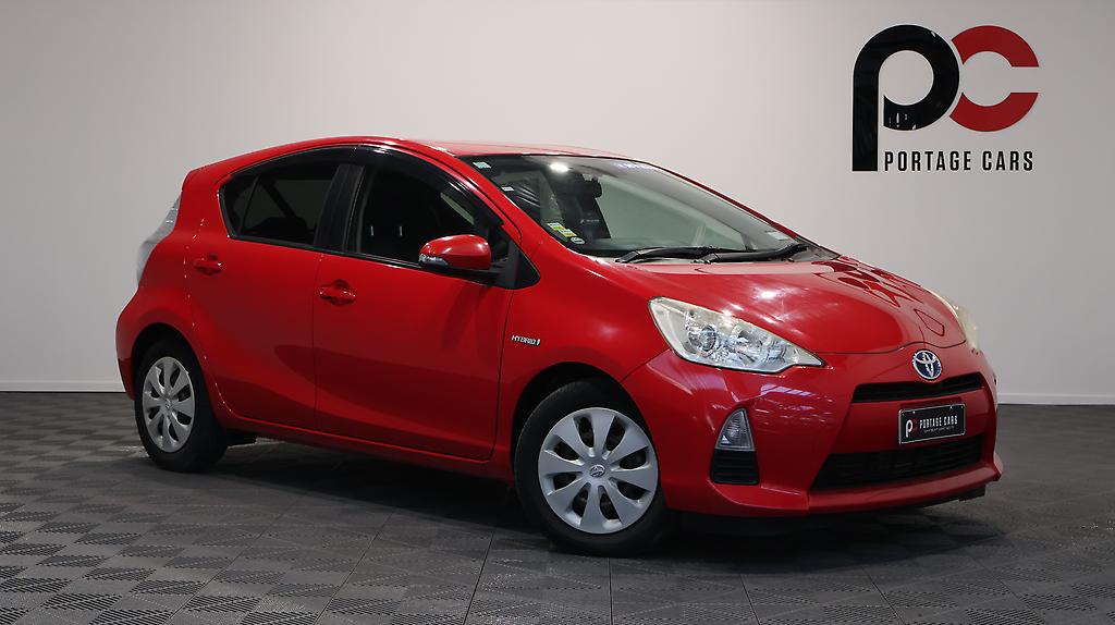 2013 Toyota Aqua S Model, Push Start, Low KMS image 287887