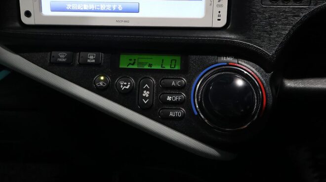 2013 Toyota Aqua S Model, Push Start, Low KMS image 312498