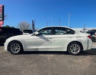 2014 Bmw 320i Low KMs Sedan image 293954