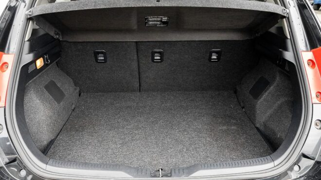 2012 Toyota Auris 180G S-Package, sporty look image 312889