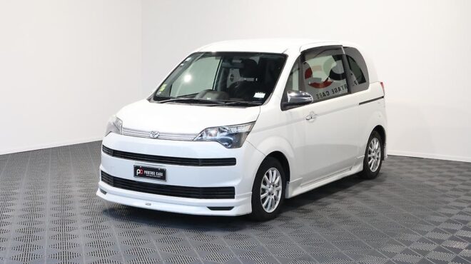 2015 Toyota Spade F Jack image 315426