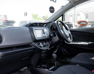 2014 Toyota Vitz F model, Push start image 316695