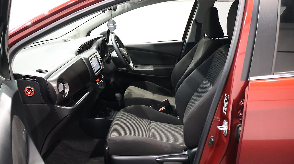 2014 Toyota Vitz Jewela Low KMS image 327250