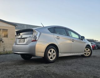 2011 Toyota Prius S Model Reversing Camera Alloys image 293875