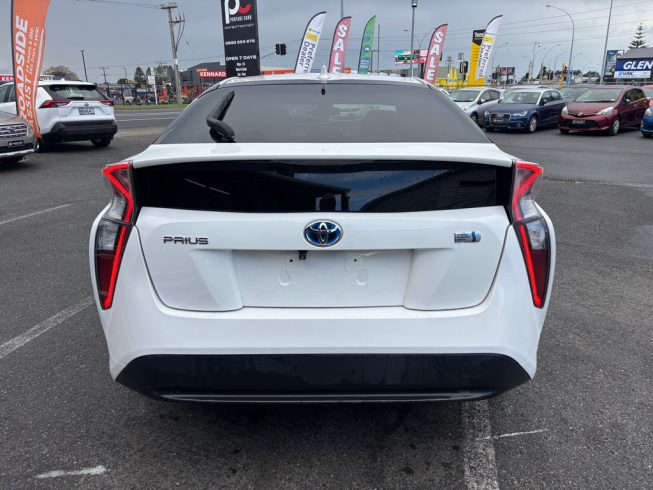2017 Toyota Prius S MODEL image 291414