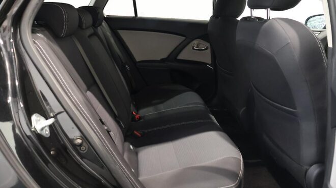 2016 Toyota Avensis Wagon Xi, New Shape image 308789