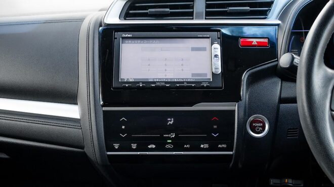 2014 Honda Fit Hybrid L Package image 317097