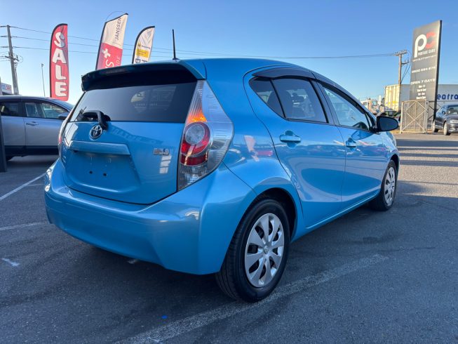 2012 Toyota Aqua G Model/ Push Start/ Reverse Camera image 288118